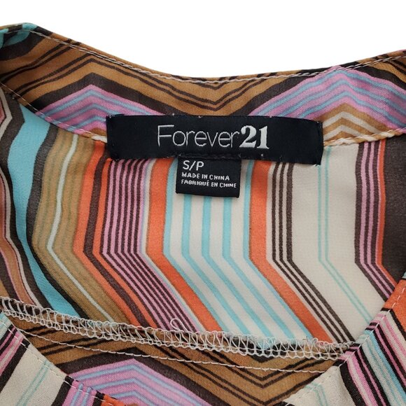 MULTI-COLOR CHEVRON PRINT FOREVER 21 TOP SMALL - Picture 6 of 8